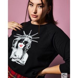 Torrid Betsey Johnson Black Fleece Raglan Sweatshirt